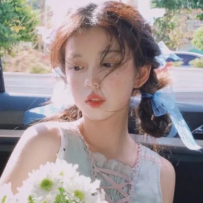 在角落，主教身边